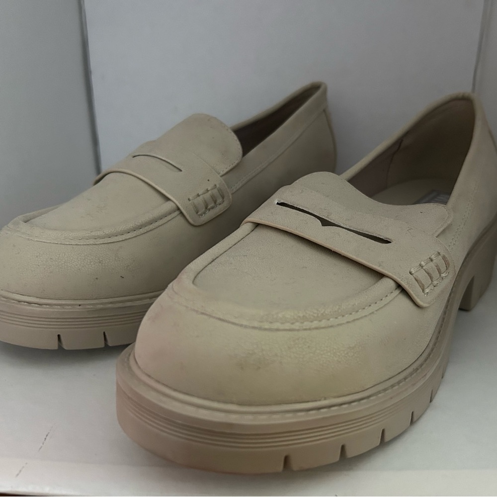 NWT Loafers